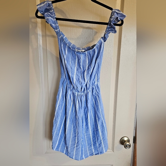 American Eagle Outfitters Dresses & Skirts - American Eagle Outfitters Off Shoulder Striped Mini Dress Blue & White; XS